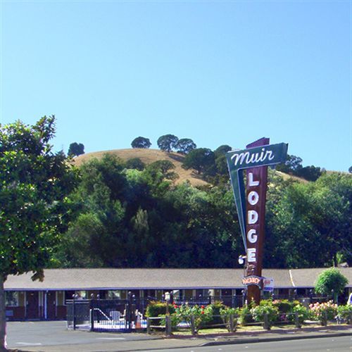 Muir Lodge Motel Martinez Exteriör bild